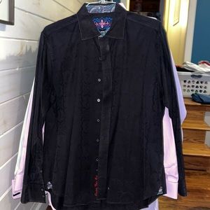 Robert Graham Men’s paisley button up size XL